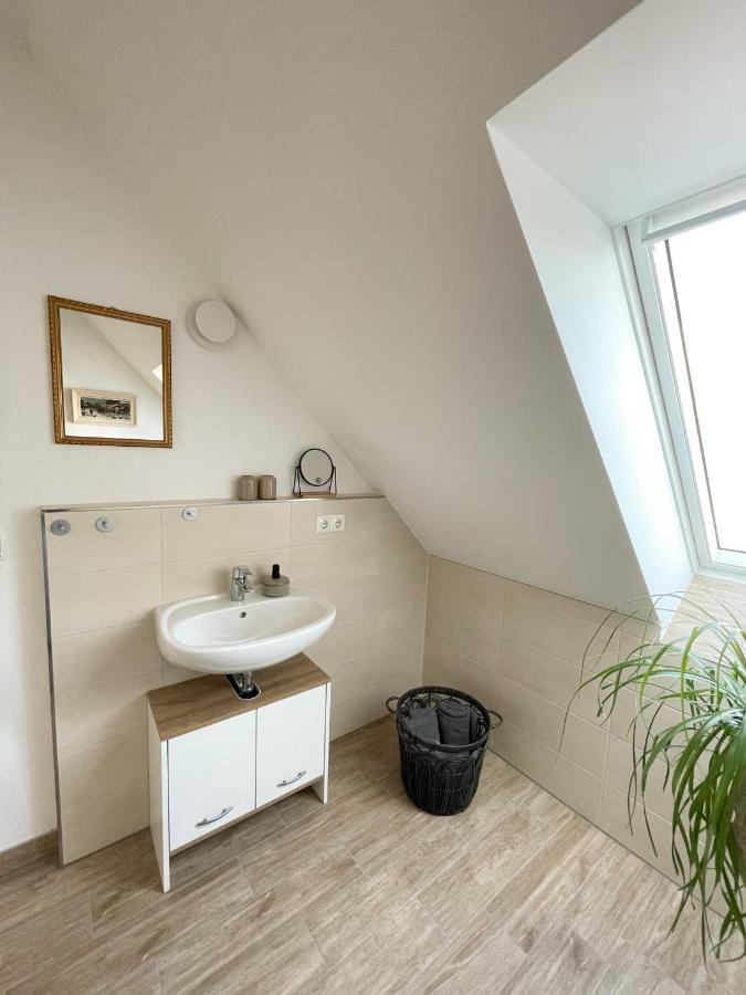 Ferienwohnung Kamrath Mit Wunderschoenem Ausblick ノイルピーン エクステリア 写真